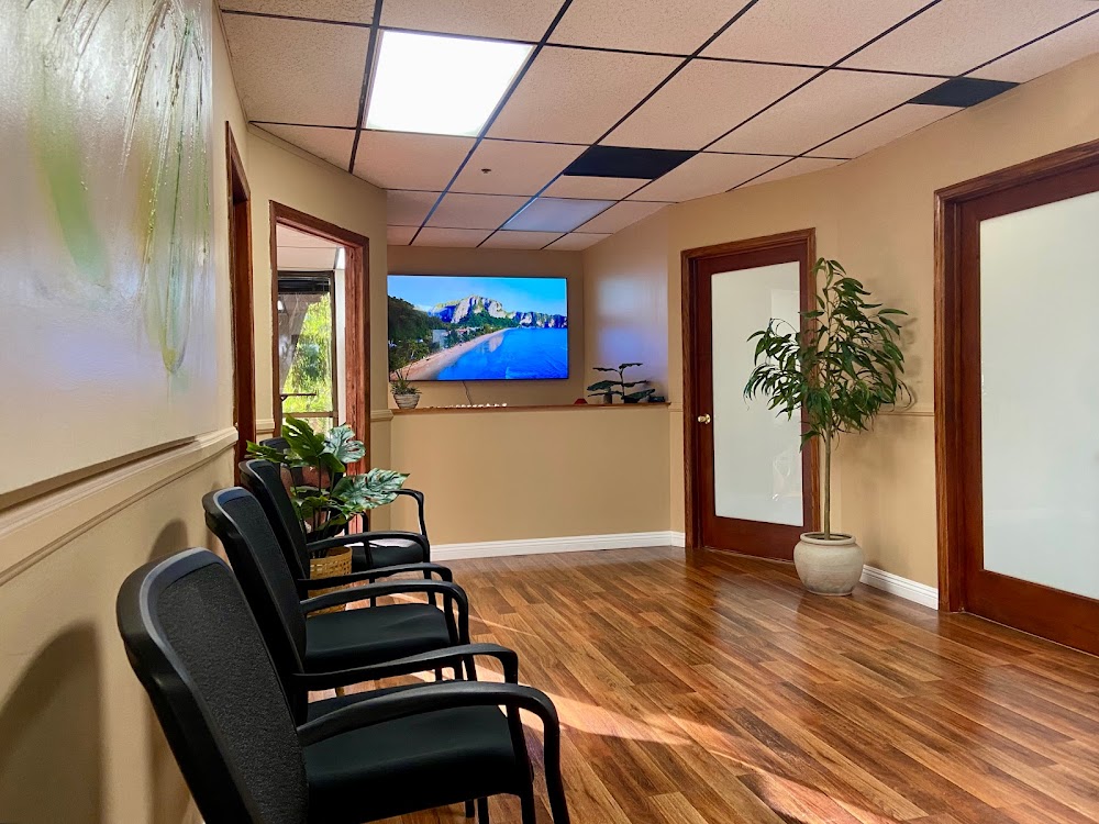 Holistic San Diego – Acupuncture, Herbal Medicine, & Dry Needling