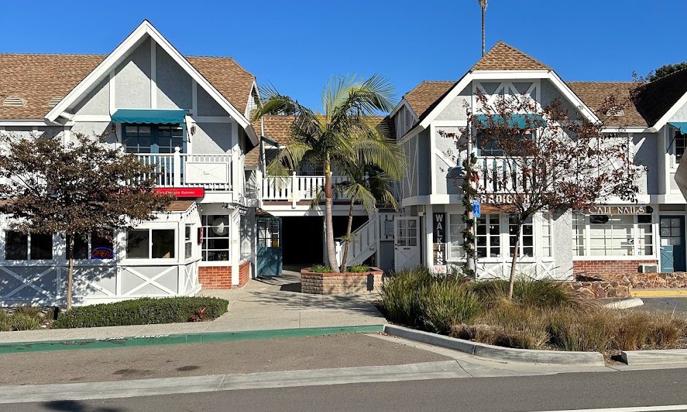 Thriving Wellbeing Holistic Integrative Medicine & Acupuncture ( Dr. V and Lina )