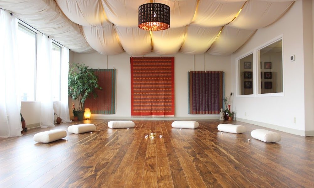 Vancouver Wellness Studio: Franklin St.